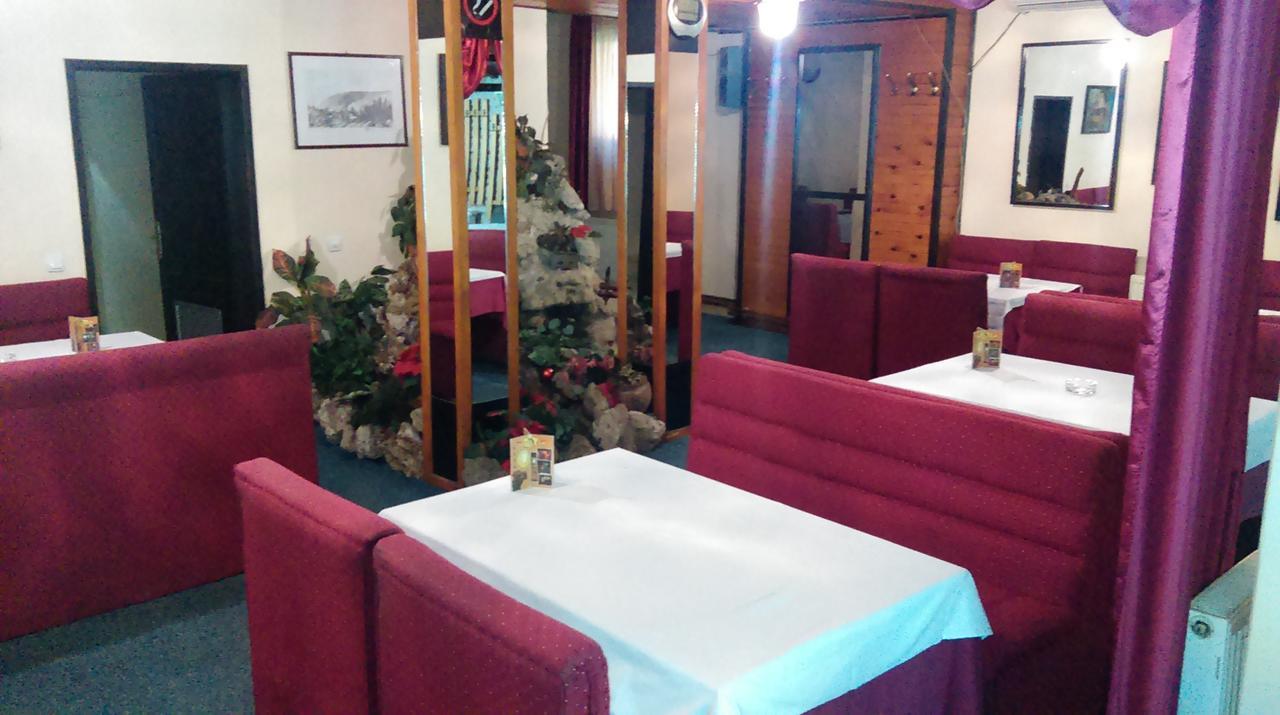 Bed & Breakfast Karavan Raska Экстерьер фото