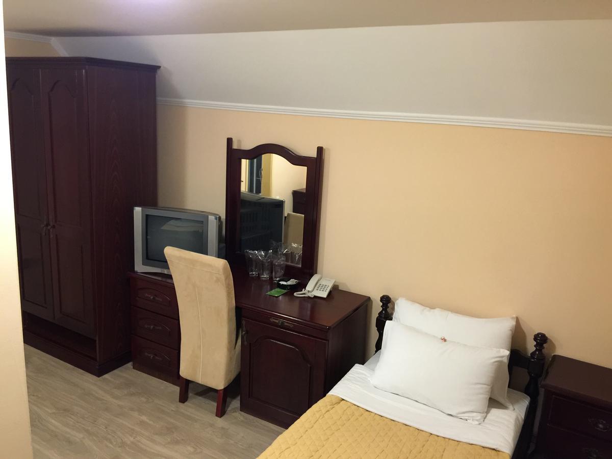 Bed & Breakfast Karavan Raska Экстерьер фото
